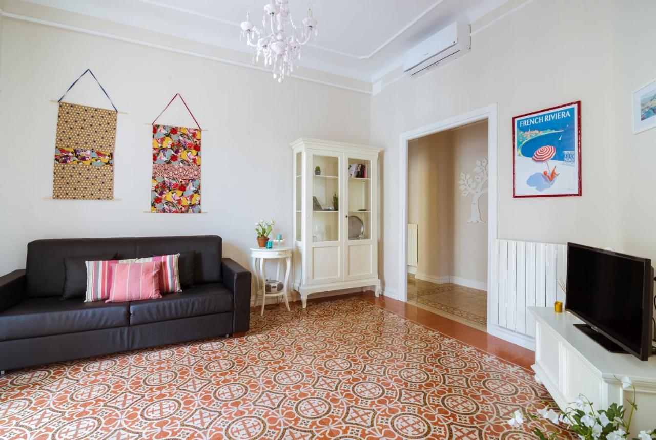 Sanremo Grand Central Apartment Екстер'єр фото